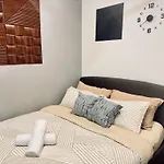 Neu Suites Apartment At 3Rdnvenue